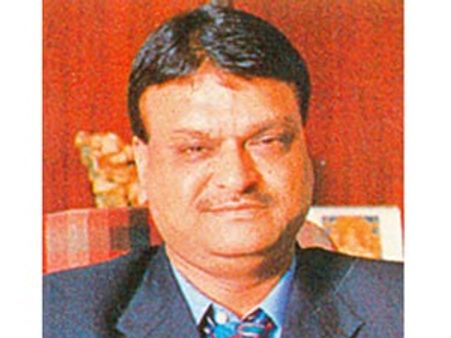 అపస్మారక స్థితిలో కోర్టుకు జిఎస్ గుప్తా: నో రిమాండ్