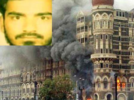 ఓ ఊరి కుర్రాడు అంతటి టెర్రరిస్టుగా ఎలా మారాడు?