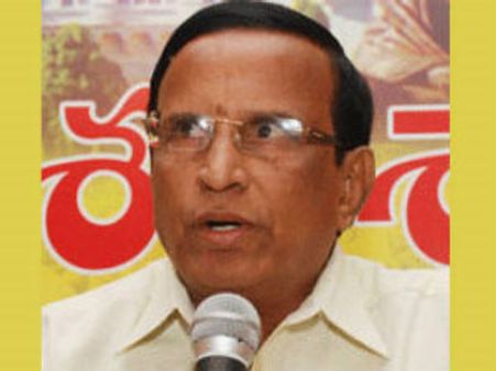 జగన్ మద్దతు కోరుతారా?: గాలి, వస్తాం.. పయ్యావుల