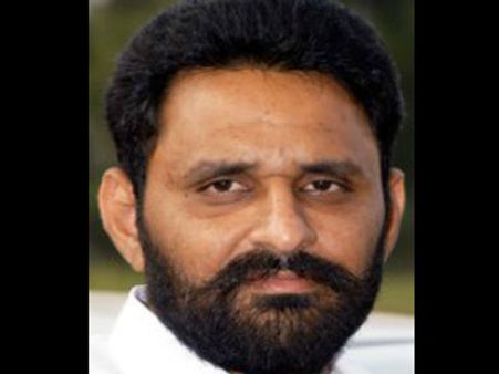  లోకేష్ కోసమే: బాబుపై నాని ఫైర్, ఎన్టీఆర్‌కు వివరణ