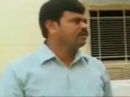 నేను పారిపోలేదు: మంత్రి సారయ్య కొడుకు శ్రీమాన్