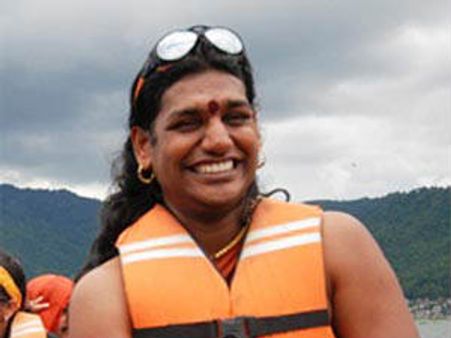 నిత్యానంద భక్తుడిపై ఎన్నారై లేడీ రేప్ ఫిర్యాదు