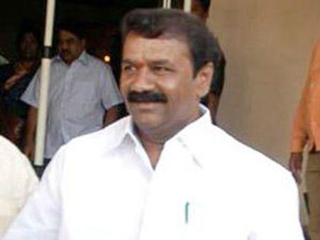 మంత్రులకు గాజులు, బొట్టు పంపిన తలసాని!, అందుకే