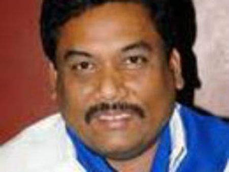 బాబుపై శివాజీ ఫైర్: పార్టీ పెట్టి చిత్తు చేస్తామని హెచ్చరిక