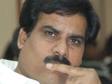 ఎమ్మెల్సీ ఎన్నిక: టిడిపి నర్సారెడ్డికి సుప్రీంకోర్టులో ఊరట