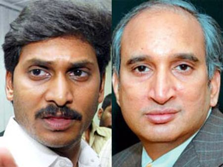 నీకిది నాకది: నిమ్మగడ్డతో జగన్ బంధం?