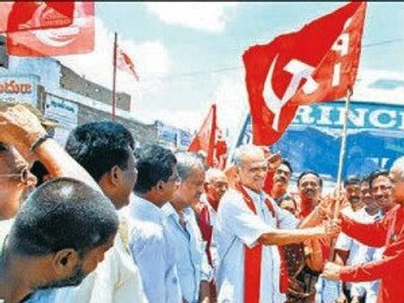 నాలుకలు తెగ్గోస్తేనే తెలంగాణ: కాంగ్రెస్‌పై నారాయణ