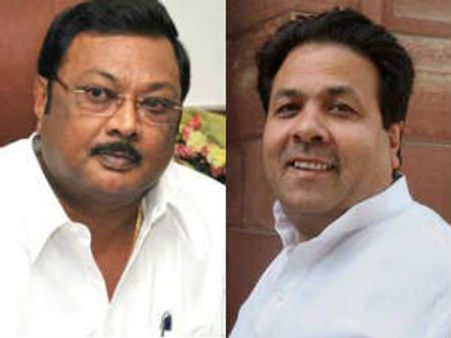 రిచ్చెస్ట్ మంత్రి అళగిరి, 76 శాతం పెరిగిన శుక్లా ఆస్తి