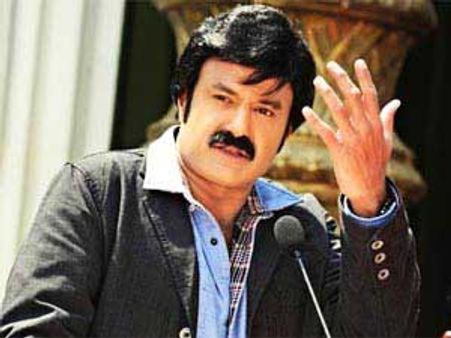 నానిని టార్గెట్ చేసిన బాలయ్య: కృష్ణా జిల్లాలో మకాం