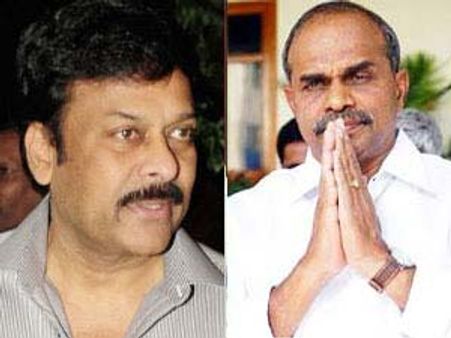 చిరు మార్క్ రాజకీయం: వైఎస్ వ్యతిరేకులతో దోస్తీ