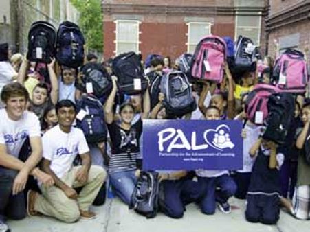 స్కూల్ పిల్లలకు బ్యాక్‌ప్యాక్స్