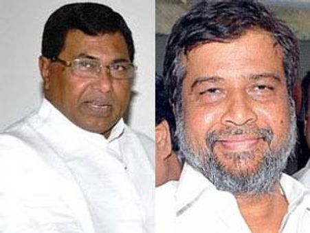 మార్చ్ వాయిదాపై చేతులెత్తేసిన తెలంగాణ మంత్రులు