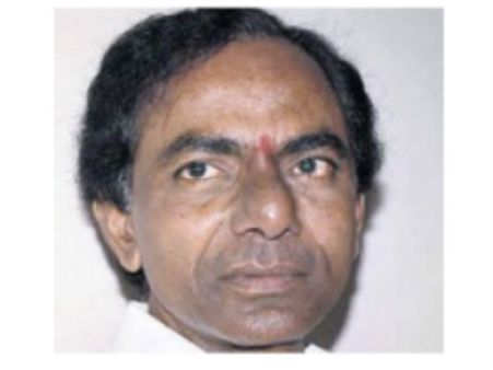 కెసిఆర్ ఏం చేస్తారు, ఢిల్లీలోనే ఉంటారా?