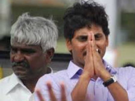 జగన్ కేసు: సూరీడిపై సిబిఐ ఒత్తిడి?