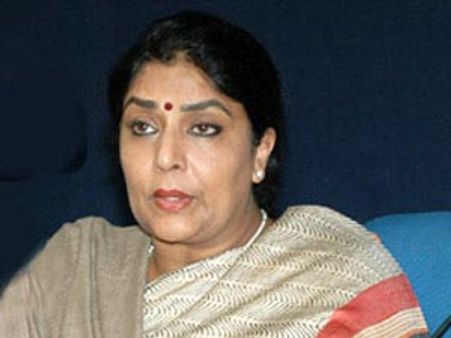  రేణుకా చౌదరికి చేదు అనుభవం: కసురుకున్న ఎంపి