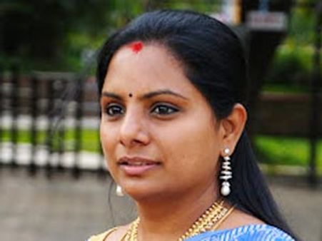ట్యాంక్‌బండ్‌పై కవిత ధర్నా, శ్రీకృష్ణపై కోదండరామ్ ఫైర్