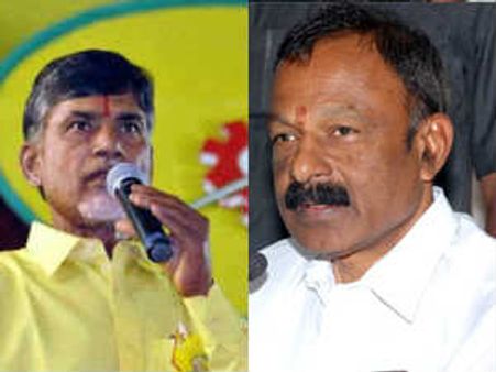  మంత్రి ఇంటిమీదుగా బాబు: చేతులూపిన అనుచరులు