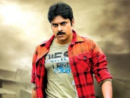 పవన్ మూవీపై ఆగని రగడ: ప్రభుత్వానికి కమిటీ నివేదిక