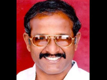 బైబిల్‌ను కించపర్చారు: టిడిపి నేతపై నాగార్జున కేసు