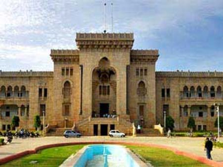 ఓయు మళ్లీ ఉద్రిక్తం: టిజివిపి విద్యార్థులపై టియర్ గ్యాస్