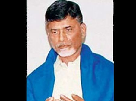 కుడిభుజం పోయింది: విషాదంలో బాబు, యాత్ర రద్దు