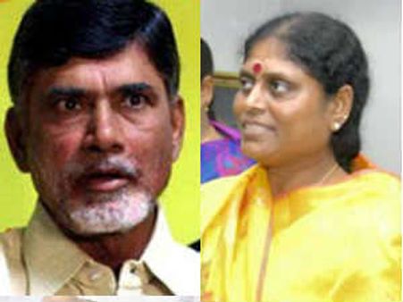 చంద్రబాబు, షర్మిల పాదయాత్ర: విజయమ్మ పరామర్శ