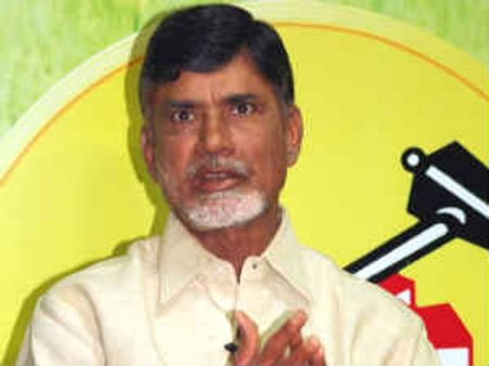 నేనొక్కడినే రోడ్డు మీద పడ్డా: నేతలకు బాబు క్లాస్