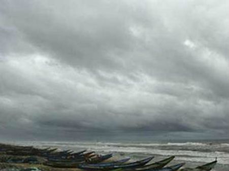 నీలం తర్వాత ముంచుకొస్తున్న మరో తుఫాను ముప్పు