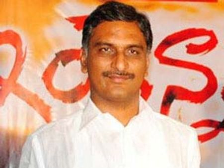 జగన్ జైలుకెందుకెళ్లాడు: సురేఖకు హరీష్, షర్మిల పైనా