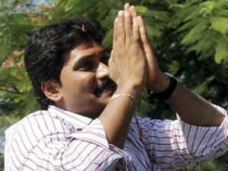 'జగన్ పార్టీలోకి 70 మందికి పైగా ఎమ్మెల్యేలు'