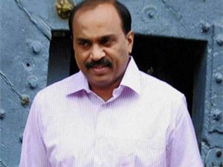 గాలి బ్రదర్స్‌కు ఈడి షాక్: 884 కోట్ల ఆస్తుల జప్తు