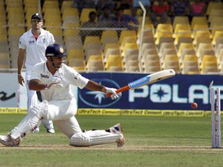 ద్రావిడ్, లక్ష్మణ్ లేని లోటు పూడుతుందా?