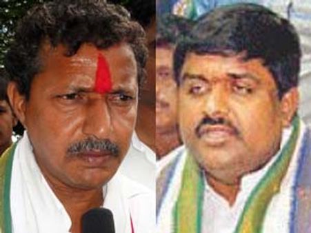 జగన్ పార్టీ: భేటీలో తడబాటు, తర్వాత సర్దుబాటు