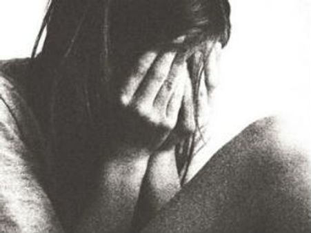 చాక్లెట్ల ఆశ చూపి ఏడేళ్ల బాలికపై యువకుడు రేప్