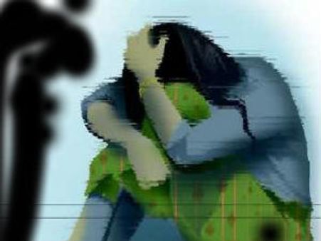 మహిళా కానిస్టేబుల్‌కు ఎసిపి అసభ్యకర మెసేజ్‌లు