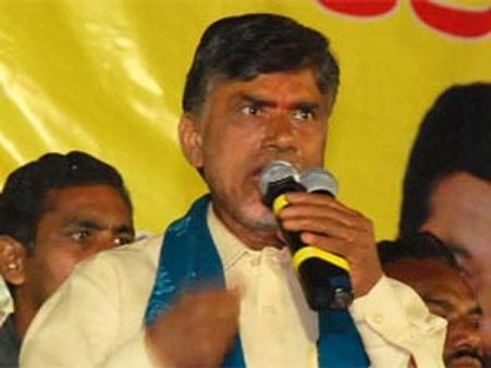 జైల్లో పెట్టాలనే: పరిటాల శ్రీరాం ఇష్యూపై బాబు సీరియస్