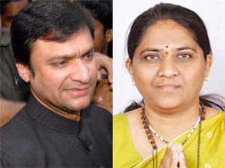 అక్బర్‌ను ప్రశ్నిస్తున్న పోలీసులు, సుమన్‌ను కూడా..