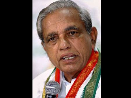 తెలంగాణకు అడ్డు చెప్పలేదు, విష ప్రచారం: గాదె వ్యాఖ్య