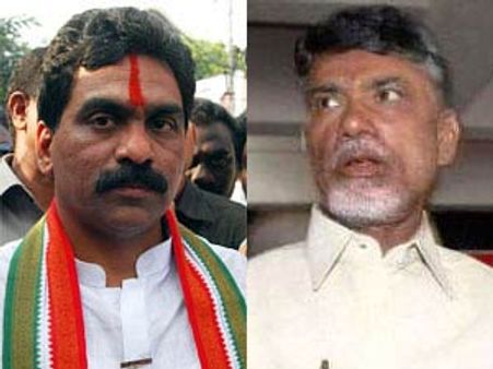 జిల్లాలోకి బాబు, సమైక్య సెగ: లగడపాటి ఇంటికి తాళం!