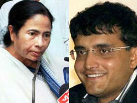 భయంతో రాయట్లేదు: మమతకు గంగూలీ చురకలు