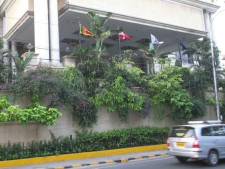 రాజపక్సేతిరుమల పర్యటన: రోడ్డెక్కిన కరుణనిధి,స్టాలిన్