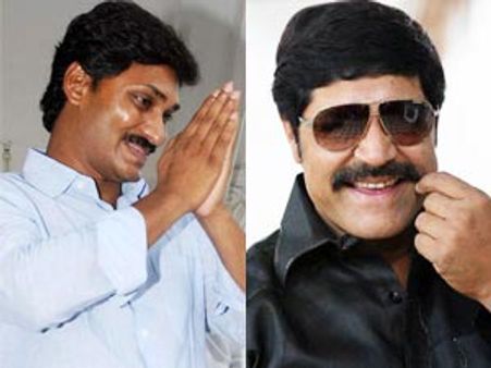 కన్నీళ్లు తుడవాలంటే: జగన్ అడిగారు.. శ్రీహరి చెప్పారు!