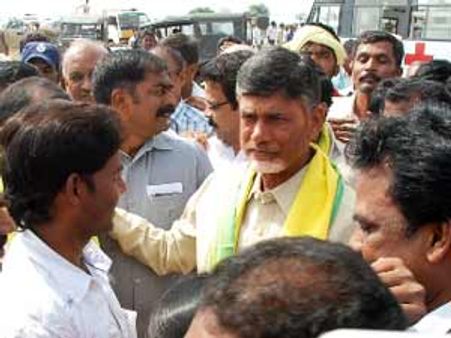 దొంగ ప్రార్థనలు: షర్మిల భర్త అనిల్‌పై బాబు వ్యాఖ్య