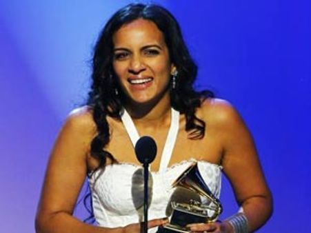 కూతురితో పోటీ పడి: రవిశంకర్‌కు గ్రామీ, బాధలేదంటూ