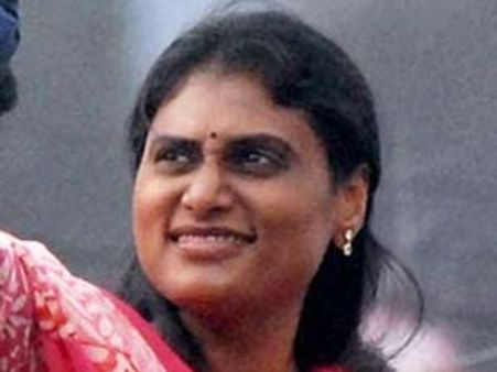 షర్మిలకు తెలంగాణ సెగ: చంద్రబాబూ! డ్రామాలు ఆపి