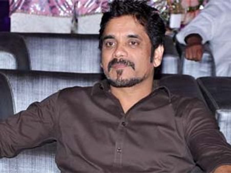 మంచి మిత్రుడు: నిమ్మగడ్డను కలిసిన నాగార్జున