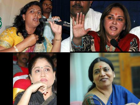 నో అట్రాక్షన్: హీరోయిన్స్ పొలిటికల్ షో పల్టీ(పిక్చర్స్)