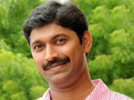 జగన్ సిఎం అవుతాడన్న సోదరుడు: అవిశ్వాసానికి సై