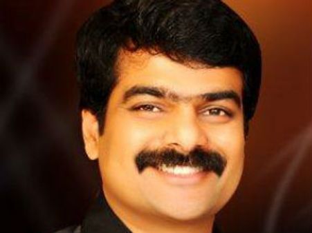  పట్టు కోసం బ్రదర్ అనిల్ కుమార్ పాట్లు