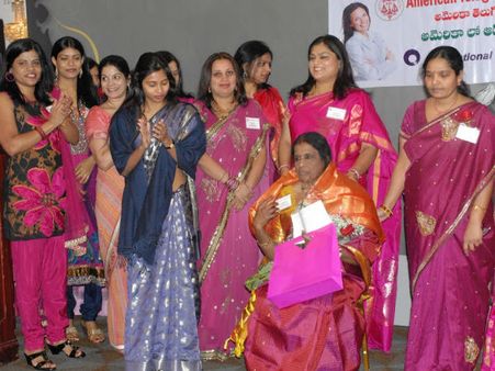 అమెరికాలో తెలుగు మహిళా దినోత్సవం	